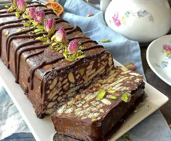 براونی شکلاتی با بسکوییت 6545845410