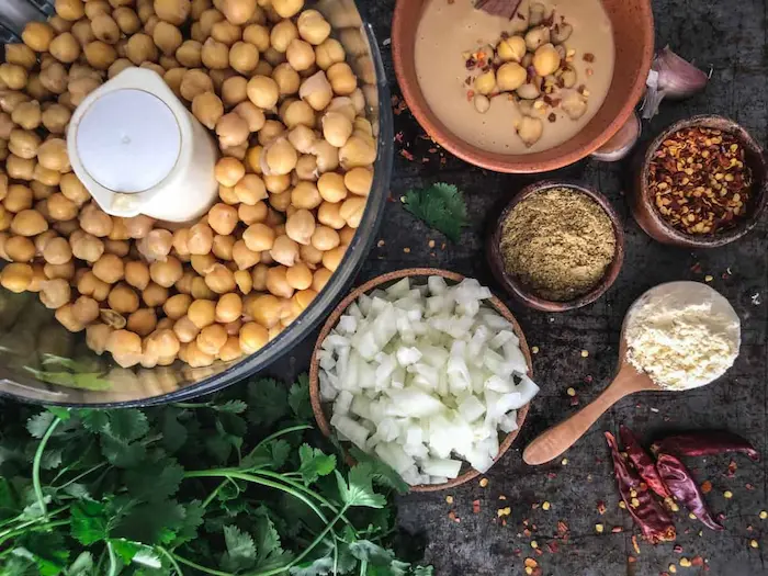 مواد لازم برای پخت فلافل 494954934