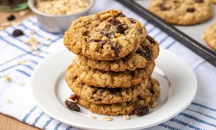 بیسکویت و کوکی رژیمی با شیره خرما 54786465410