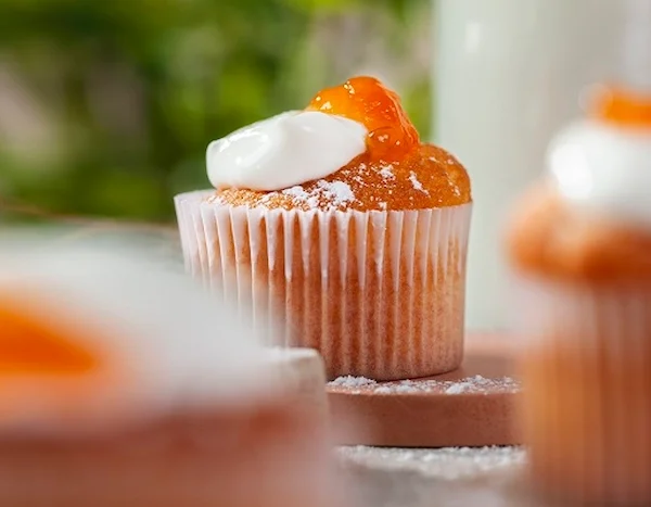 مافین خرمالو دیزاین شده با خرمالو 354564100