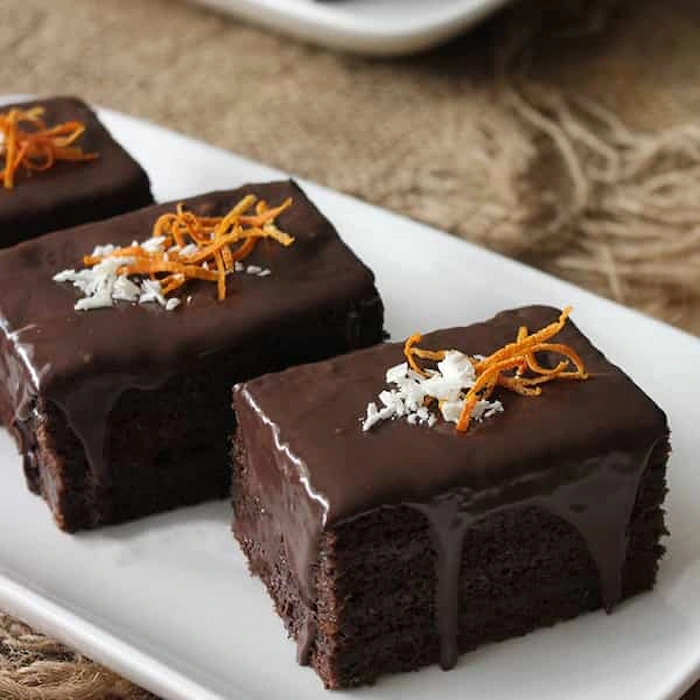 کیک ساچر شکلاتی اتریشی مدل خیس 6456421