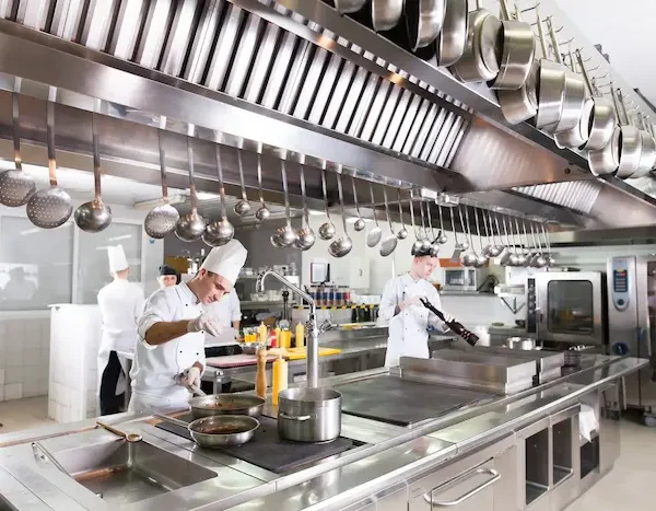 بازسازی و راه اندازی اشپزخانه صنعتی و رستوران ها 343432423