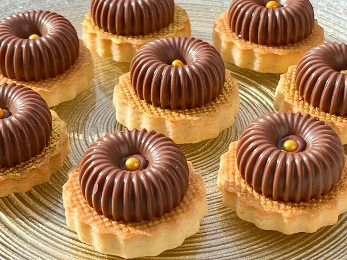 برشتوک با رول شکلاتی 456456450