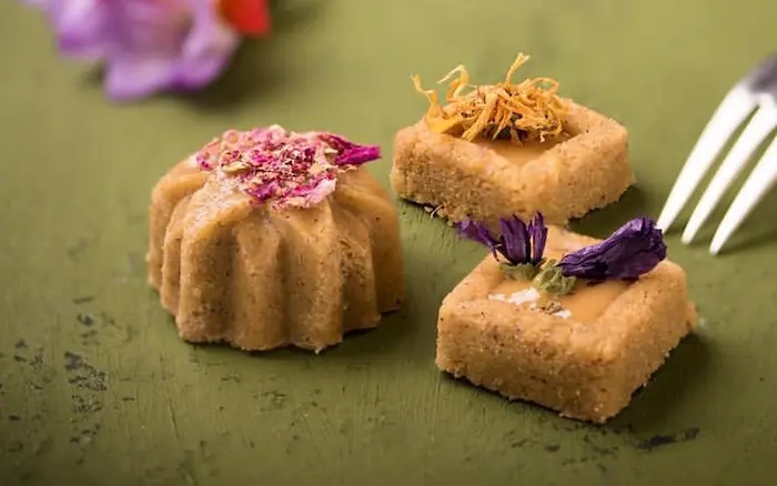 برشتوک ساده وانیلی 56453421