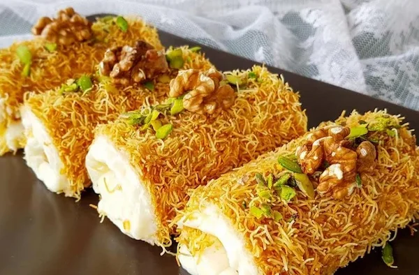 کنافه عربی پخته شده در فر 55455650536