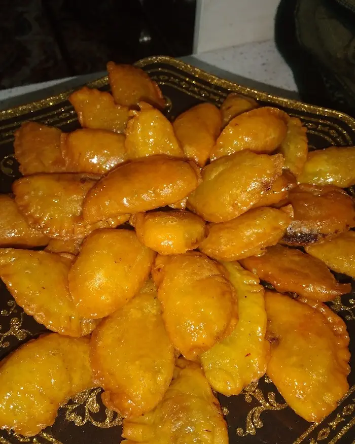 اکل و اشکر با شهد مخصوص خانگی 35456475504