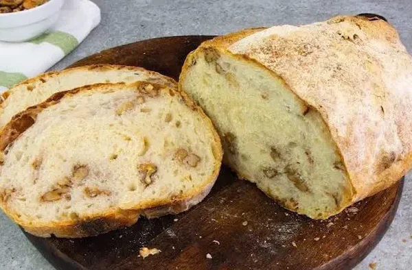برش نان گردویی خانگی تازه 254564650