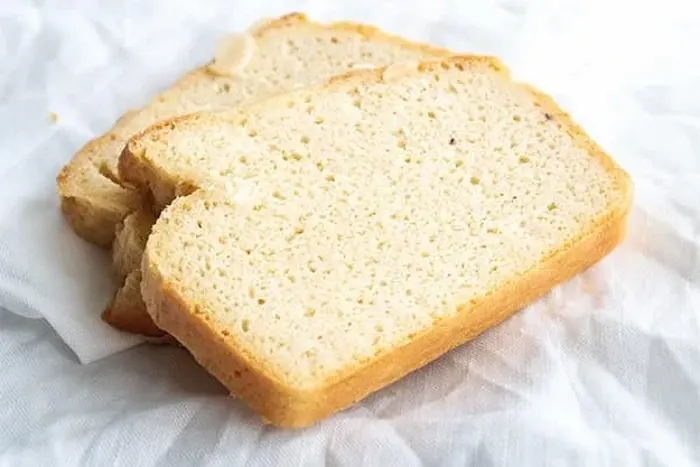 اسلایس های نان کتوژنیک با آرد سفید 2134534630