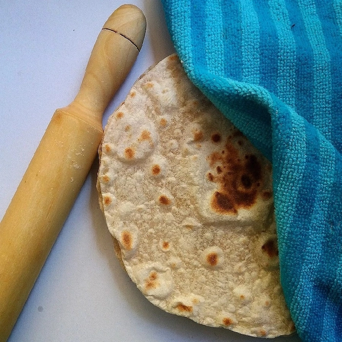 نان هندی گرم 45645641
