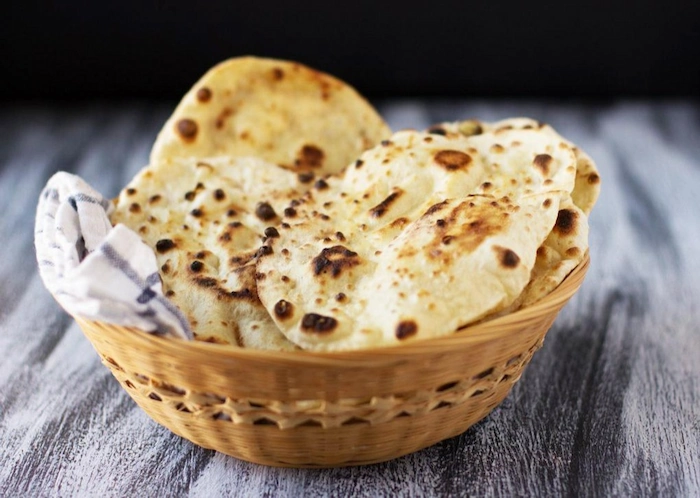 نان هندی در سبد 65456465841