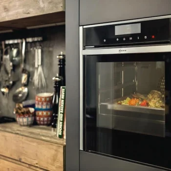 استفاده از فر برای پخت با حجم پایین 654564752