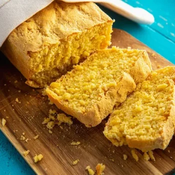 اسلایس های نان ذرت خانگی 654561